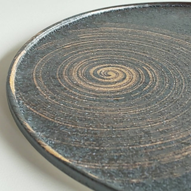 Round dish,Japanese Ceramic,Arita Ware,Japanese Traditional Crafts（GOLD）