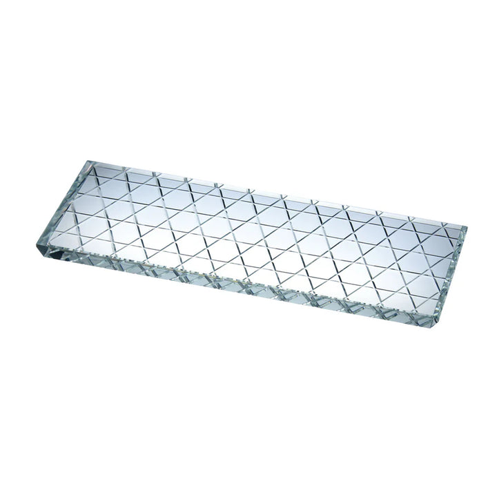 Crystal faceted plate